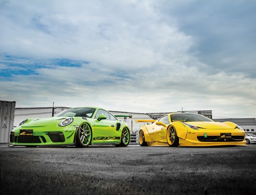 馬蛙雙霸氣壓上身 極致貼地超跑雙雄