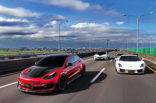 寬體三劍客 暴走上街