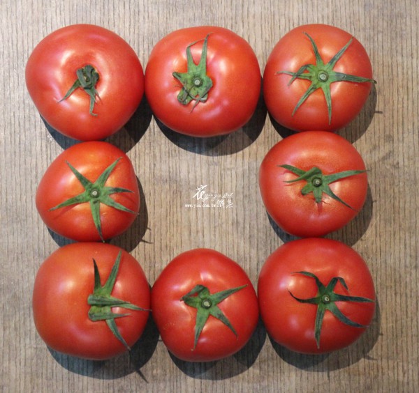 【鮮紅的九宮格】 【鮮紅的九宮格】